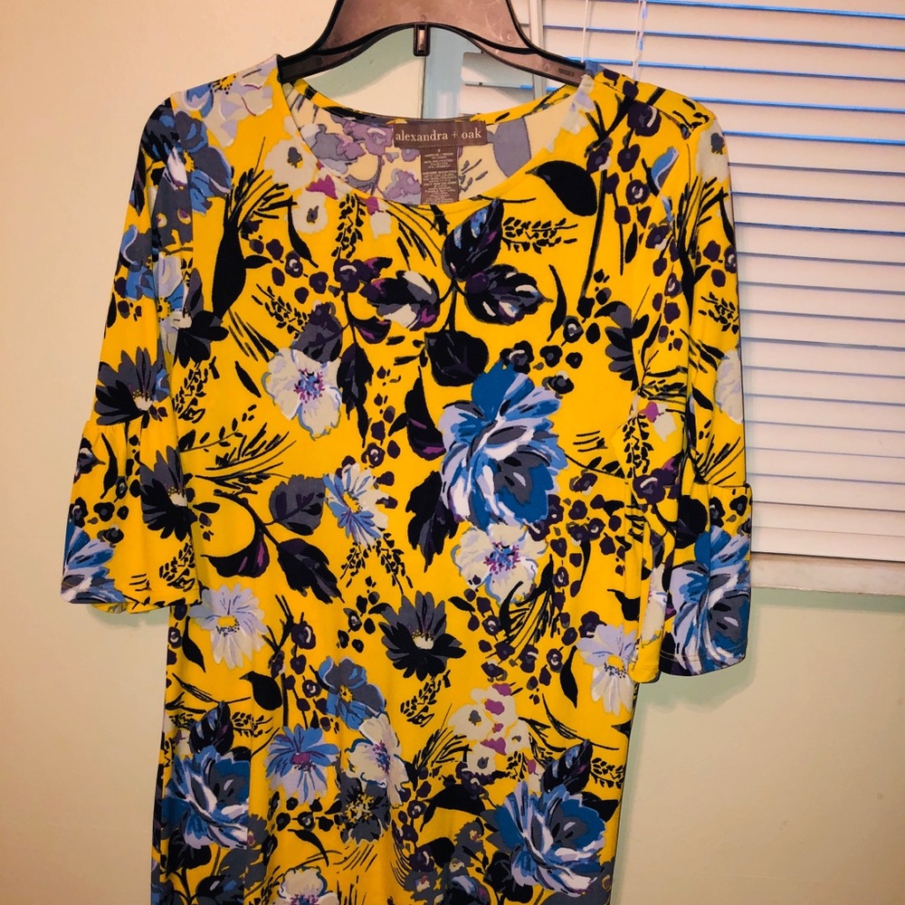 Yellow dress